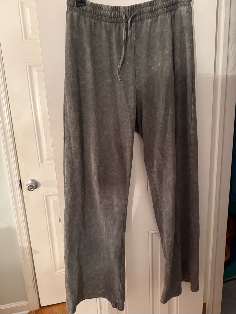 Noisy May Wide Leg Drawstring Pants in Washed Gray